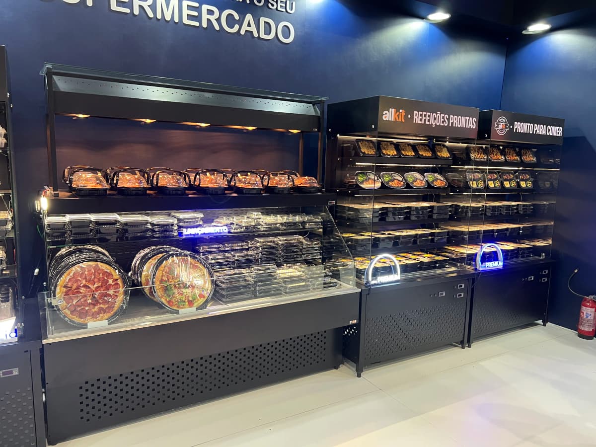 Vitrine vertical Pegue & Leve